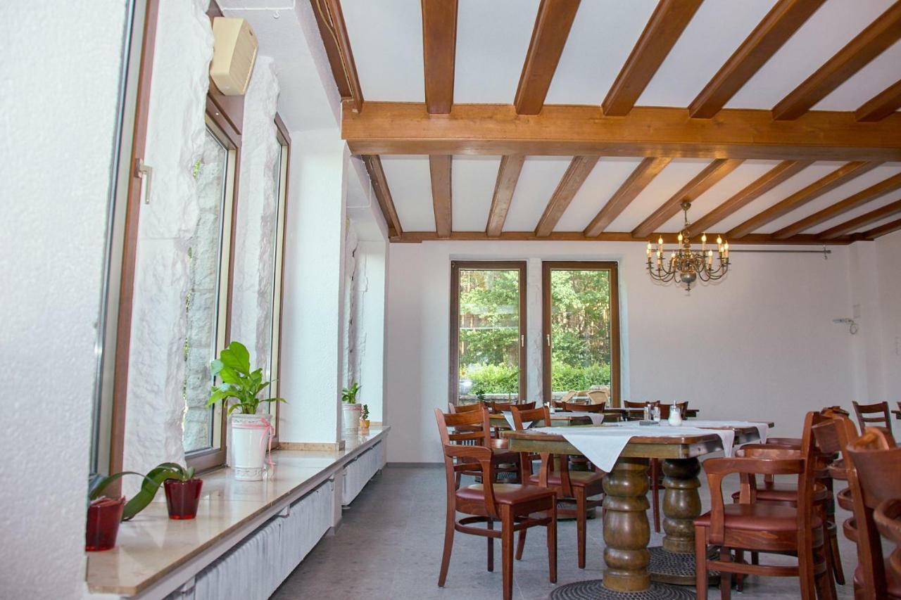Отель Relais Koenigsberg Ахен Экстерьер фото