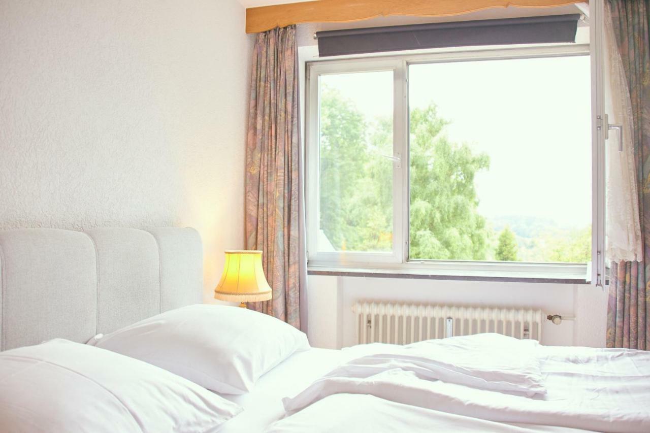 Отель Relais Koenigsberg Ахен Экстерьер фото